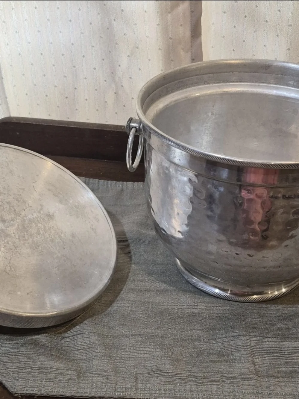 Vtg Mid Century Hammered Aluminum Ice Bucket Made in Italy 501 Lidded